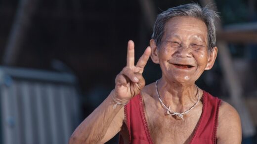 ผู้สูงอายุ