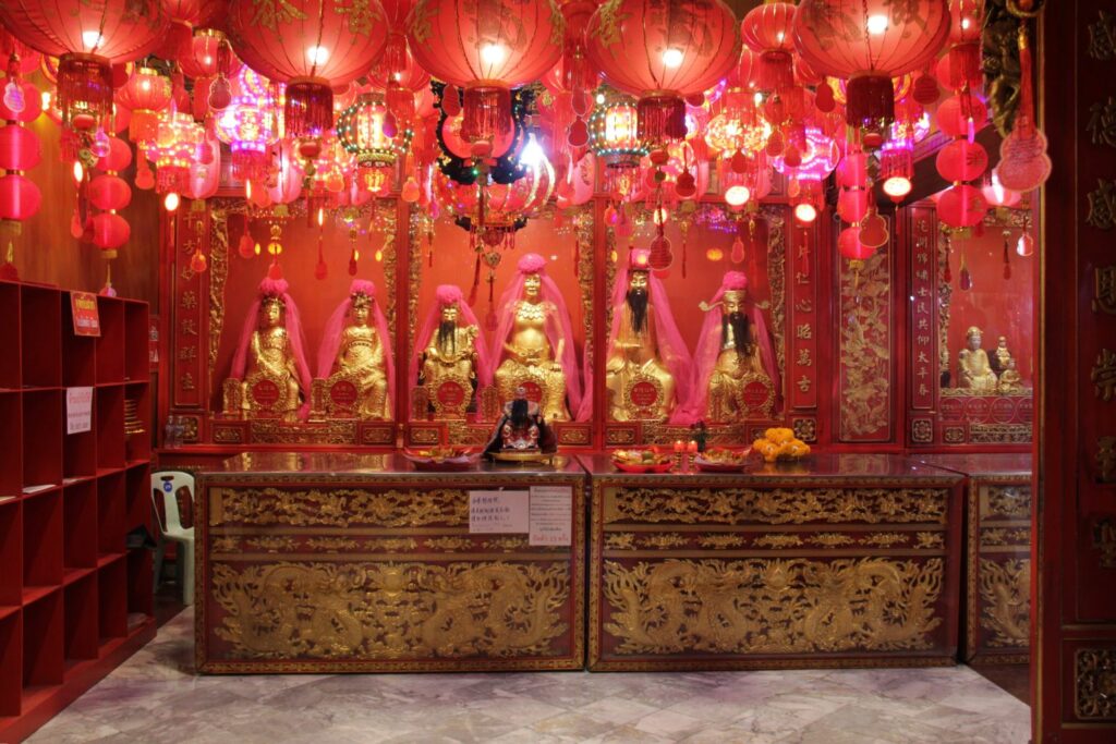 ไห้วพระแก้ชง วัดมังกร